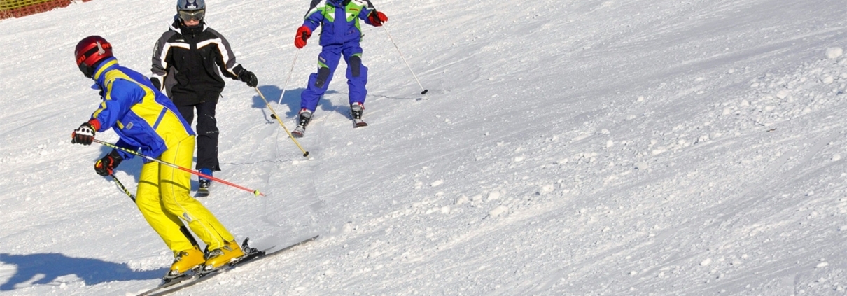 Skifahren lernen für Erwachsene und Kinder